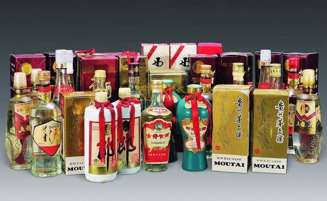 崖城镇名酒回收